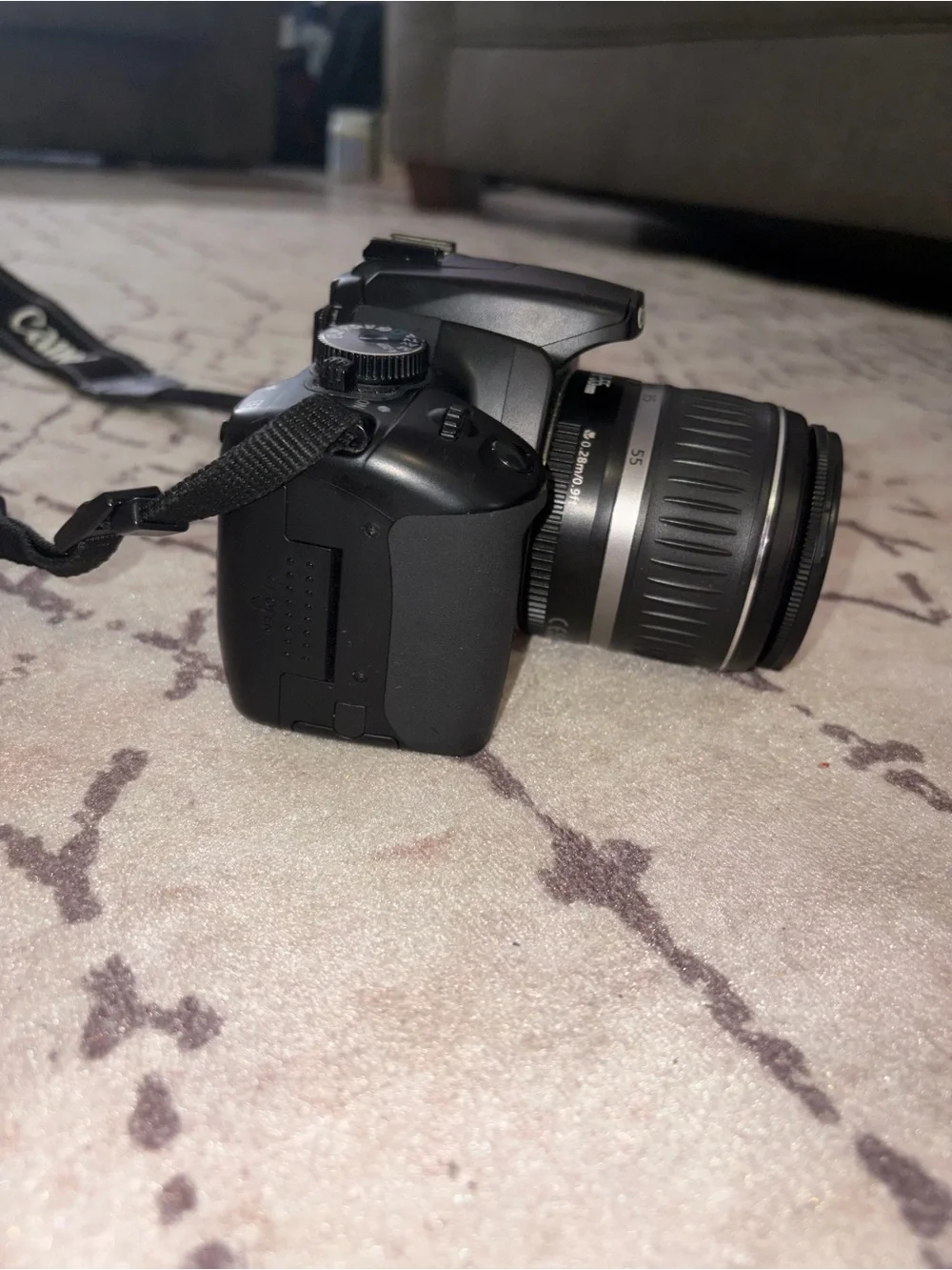 Canon DSLR Camera in Black with 18-55mm Kit Lens